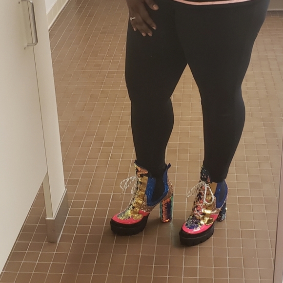 Cape Robbin Chunky Sole Luminous Mermaid Boots - Picture 12 of 15